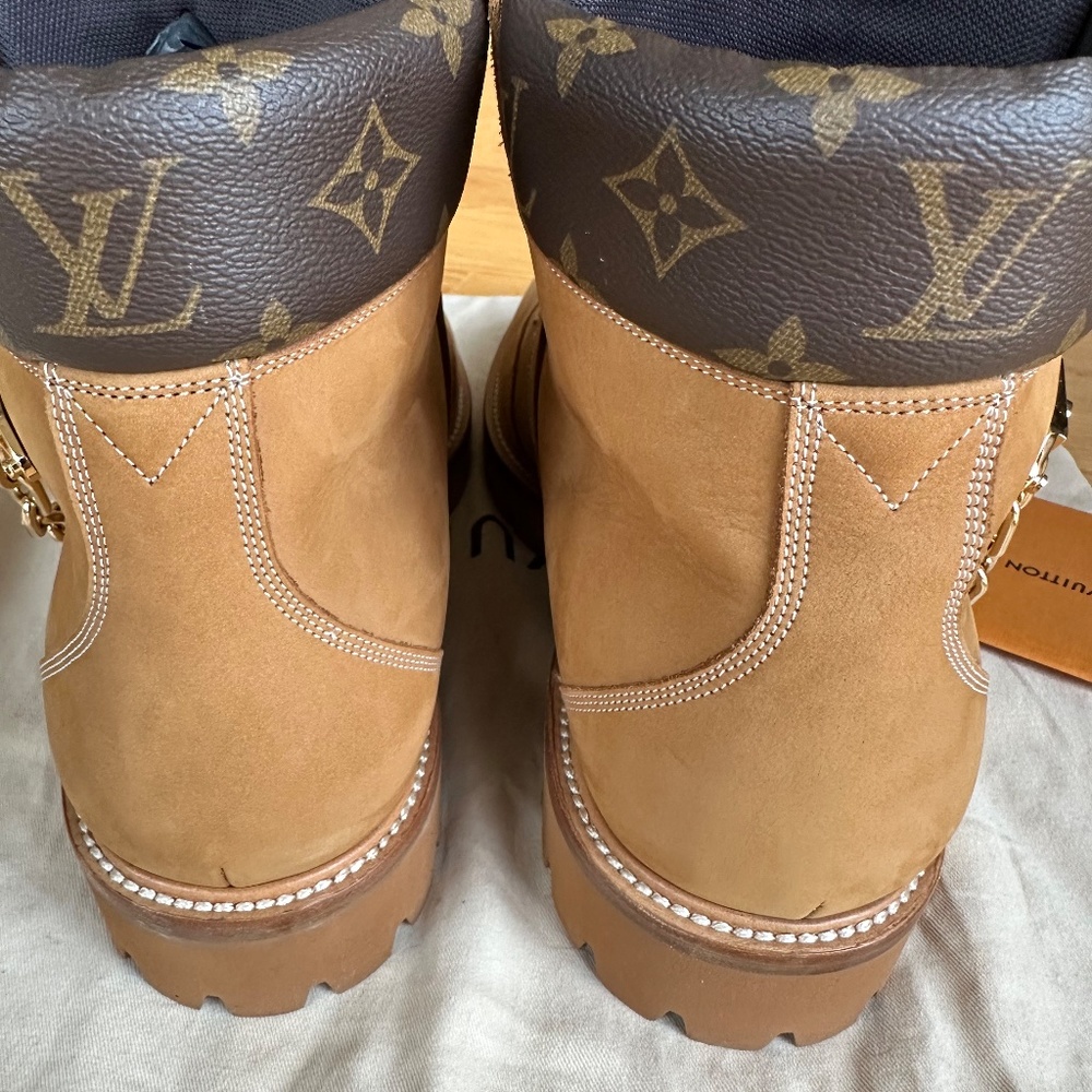 LOUIS VUITTON MEN’S BOOTS BY VIRGIL ABLOH /NEW / 10.5 USA // OPEN TO FAIR OFFERS - Picture 5 of 12
